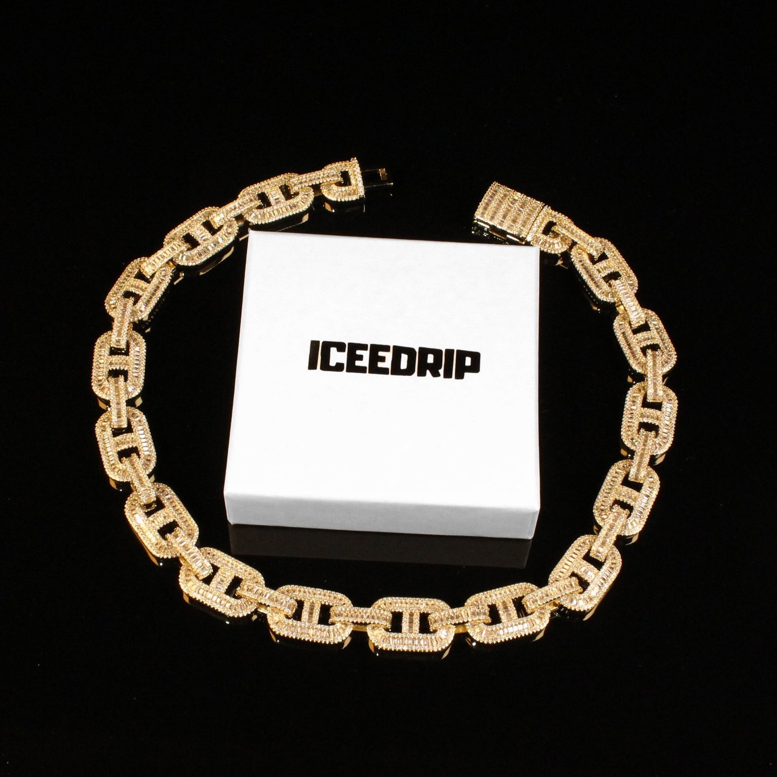 15mm Baguette Mariner Chain in 18k Gold