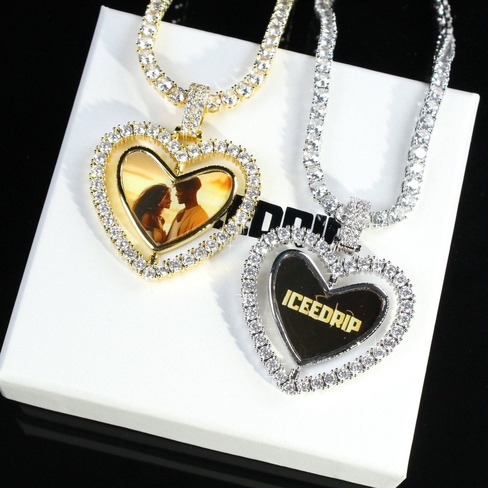 3D Spinning 2-Faced Heart Custom Photo Pendant