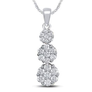 Diamond Flower Pendant - 0.25 Carats in 14KT Gold with Chain