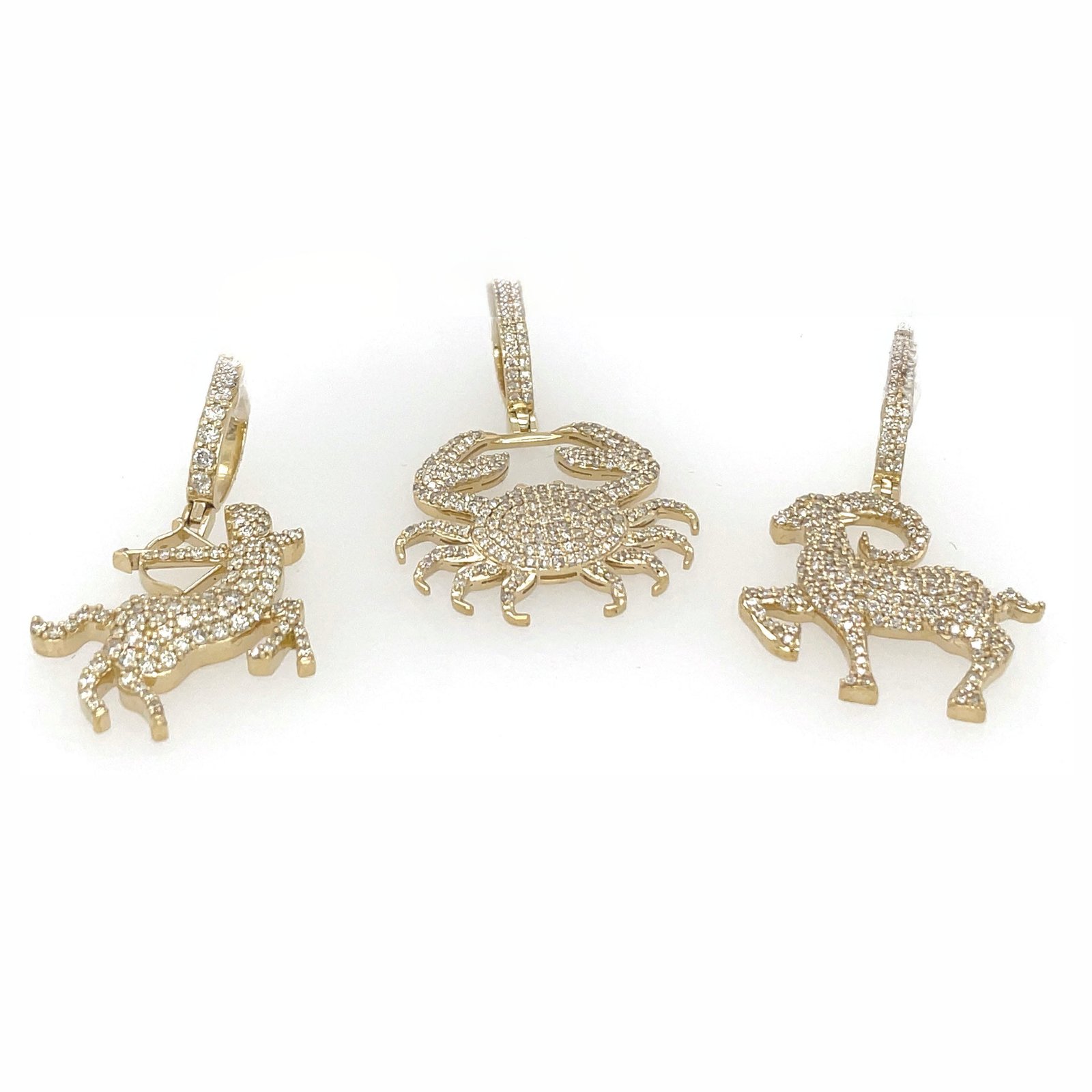 Diamond Zodiac Pendants – 0.75 Carats Round Cut In Yellow Gold