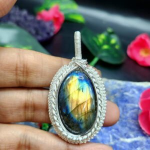 Labradorite Oval Pendant - Captivating Beauty in Wire-Wrapped Elegance