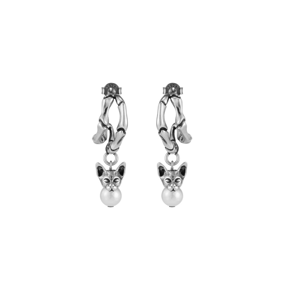 Night Cat Skull Pearl Drop Earring (Left) Night Cat Skull Pearl Drop Earring (Left)