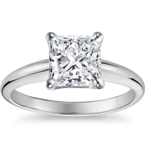 Princess Cut Solitaire Diamond Engagement Ring (1.00 carat twd)