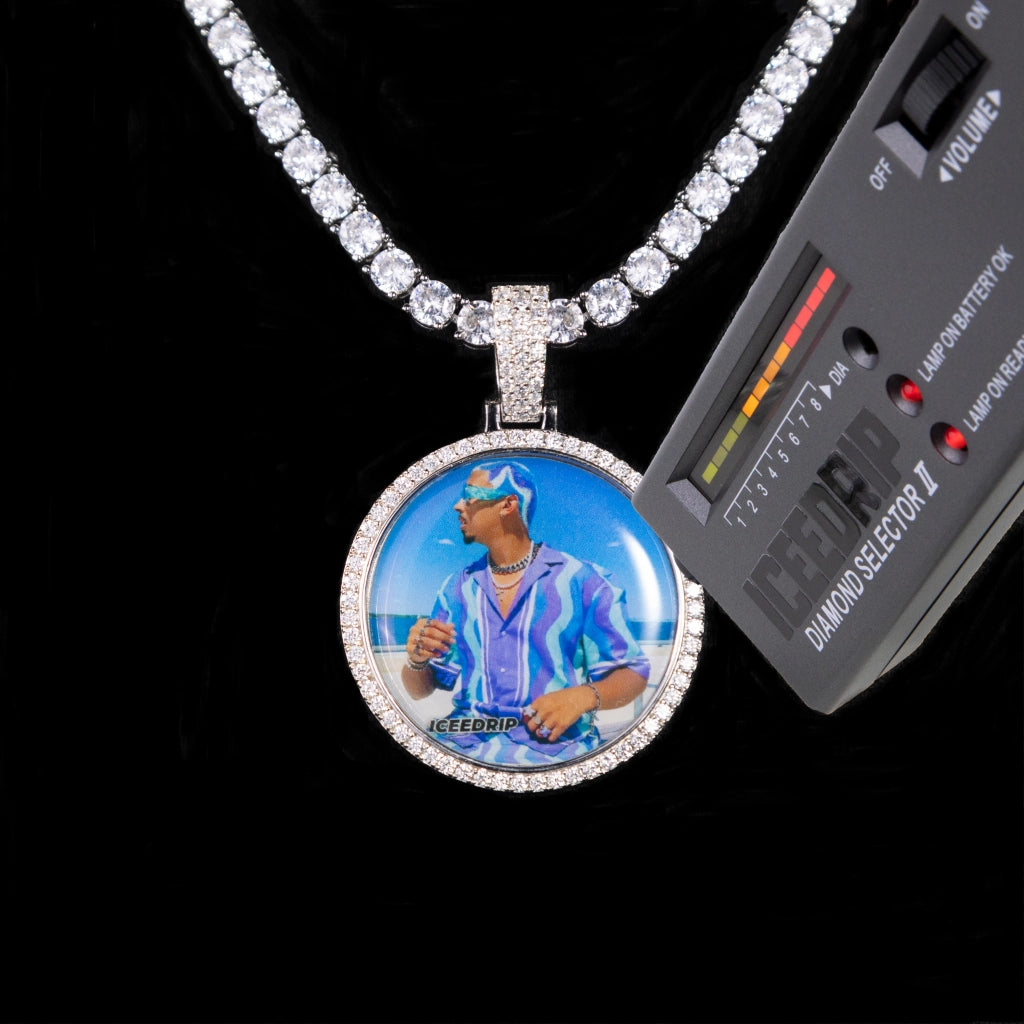 S925 & VVS Moissanite 3D Circle Custom Photo Pendant S925 & VVS Moissanite 3D Circle Custom Photo Pendant